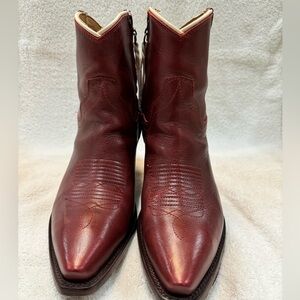 Tecovas Women's Burgundy Leather Ankle Boots